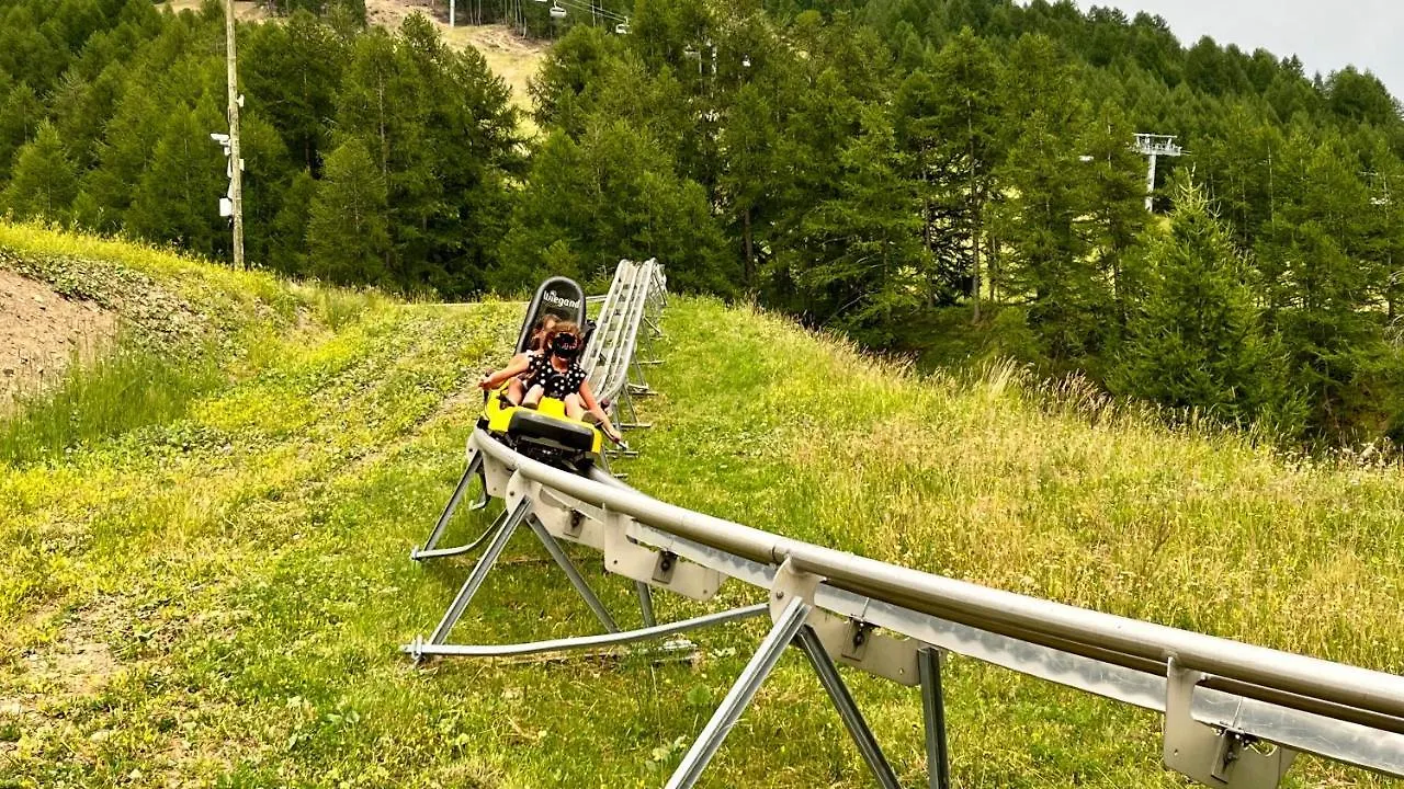 La Foux D'Allos Au Pied Des Pistes Franciaország